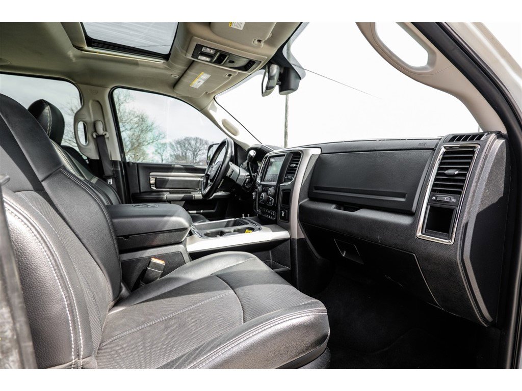 Used 2018 RAM 2500 Laramie w/ Sport Appearance Group image 34