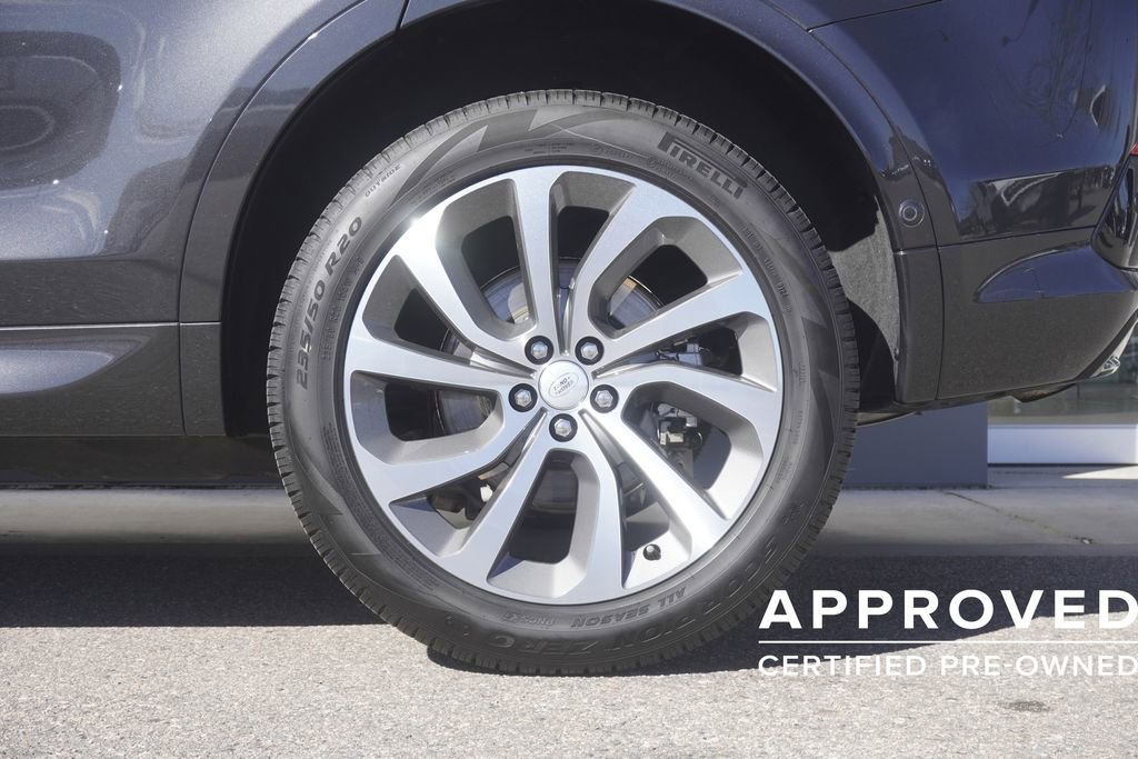 Used 2025 Land Rover Discovery Sport S image 35