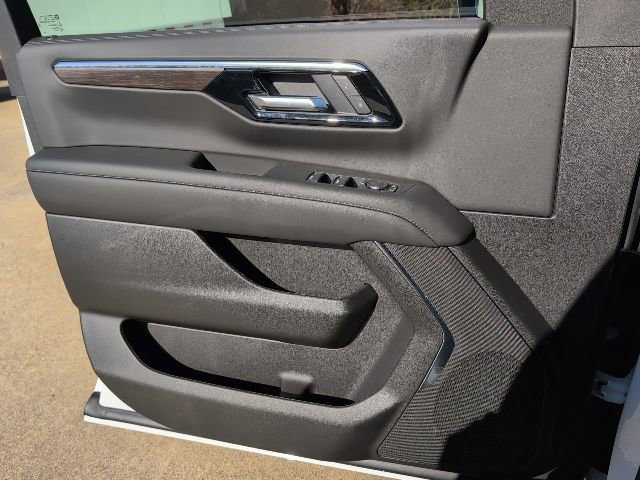 New 2026 Chevrolet Tahoe LS RWD image 15