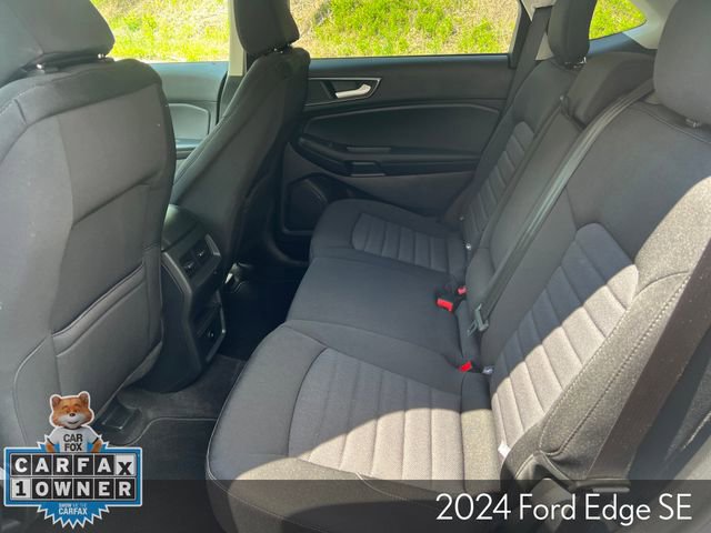 Used 2024 Ford Edge SE AWD/4WD image 11