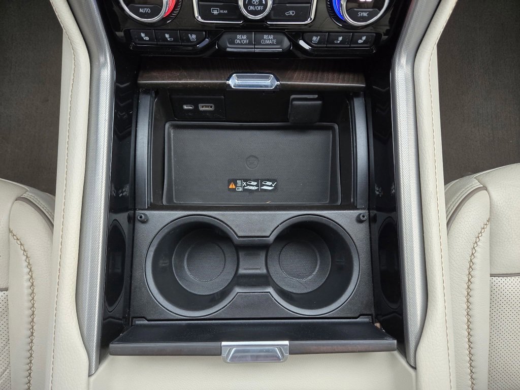 Used 2022 GMC Yukon XL Denali image 24