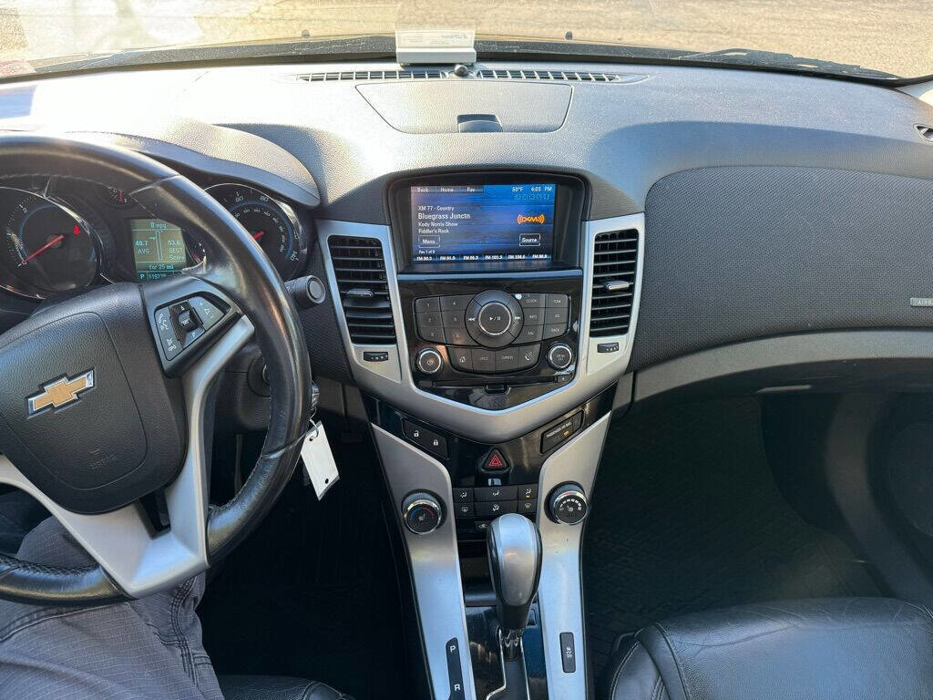 Used 2014 Chevrolet Cruze Diesel image 6