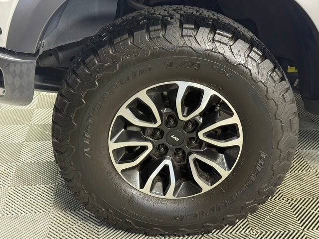 Used 2014 Ford F150 Raptor w/ Equipment Group 801A Luxury AWD/4WD image 14
