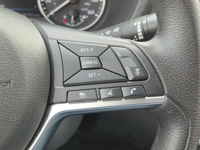 Used 2025 Nissan Sentra SV image 22