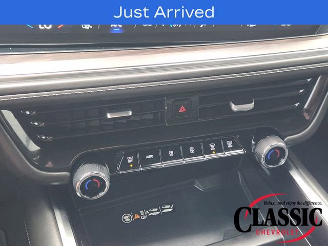 Used 2025 Chevrolet Suburban Z71 w/ Z71 Off-Road Package AWD/4WD image 28