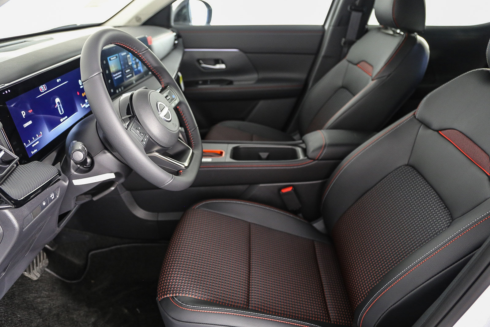 New 2026 Nissan Kicks SR FWD image 20