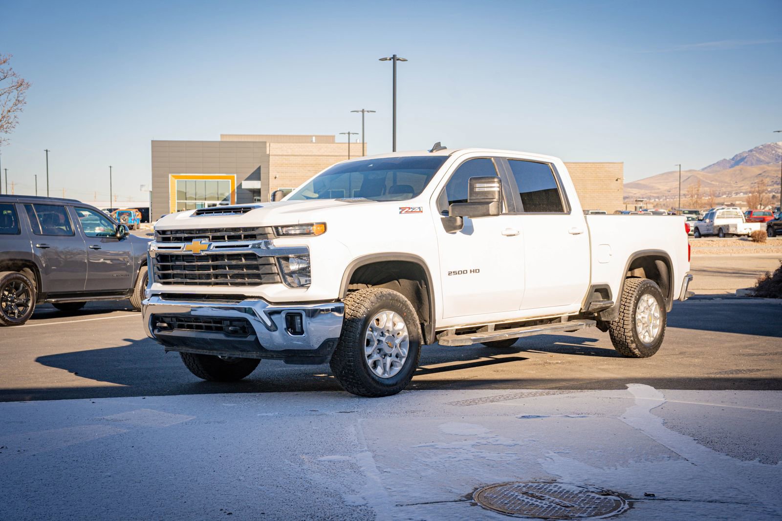 Used 2024 Chevrolet Silverado 2500 LT image 11