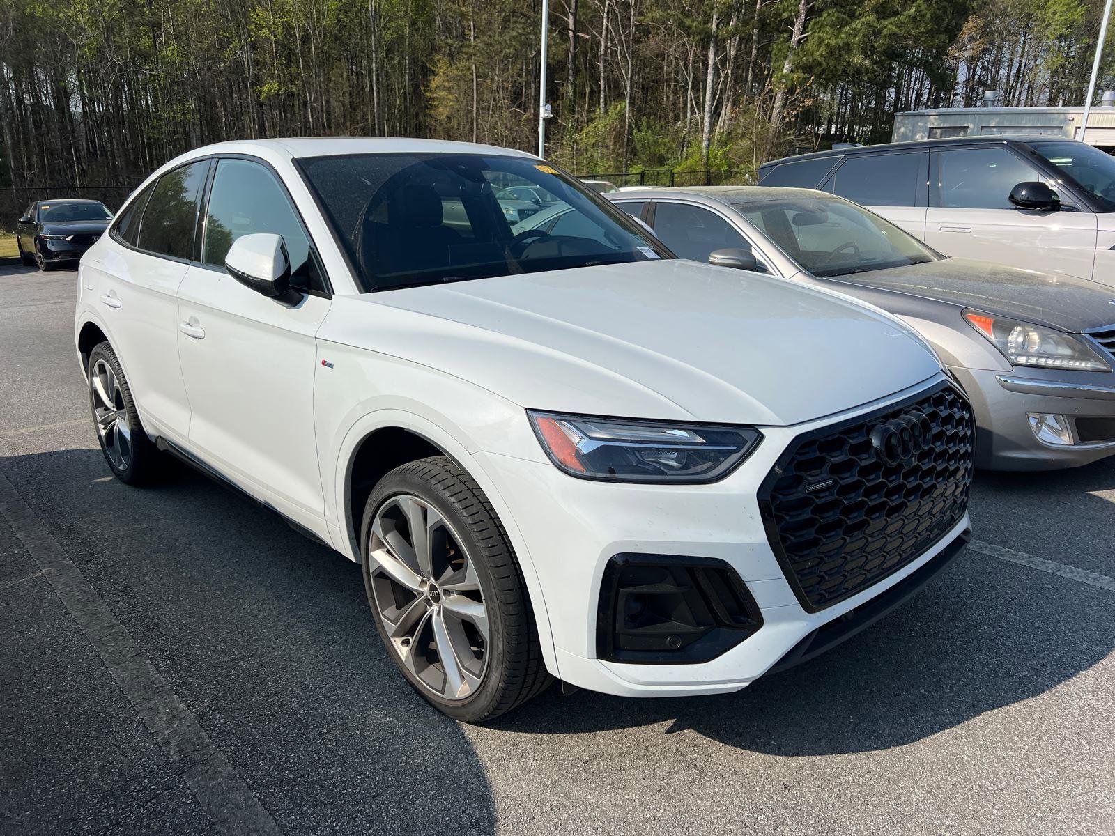 Used 2023 Audi Q5 2.0T Premium Plus w/ Premium Plus Package image 3