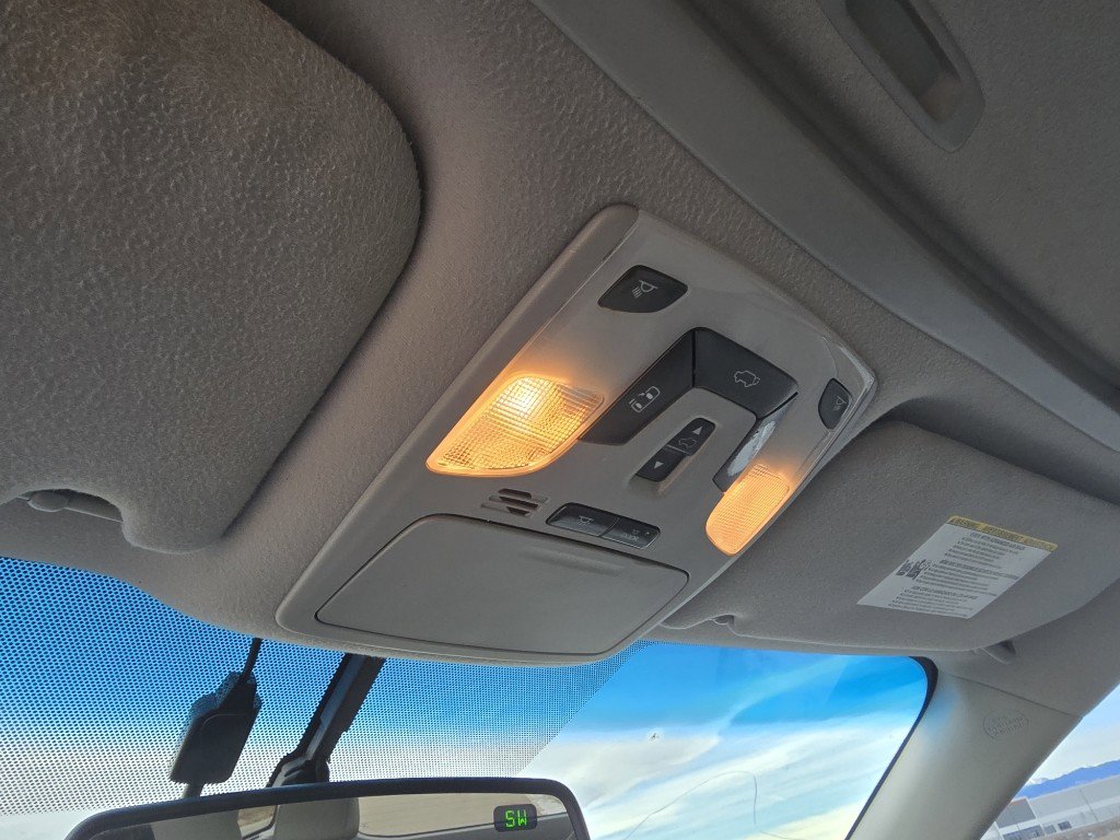 Used 2014 Toyota Sienna XLE image 21