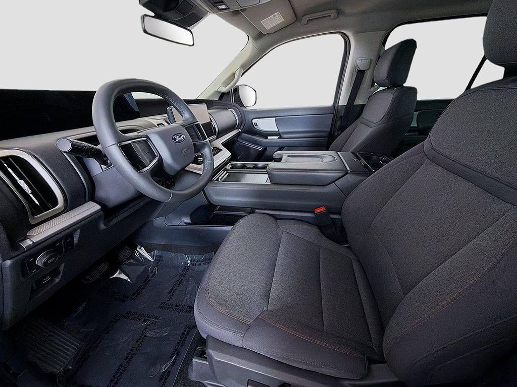 Used 2025 Ford Expedition Max Active AWD/4WD image 20