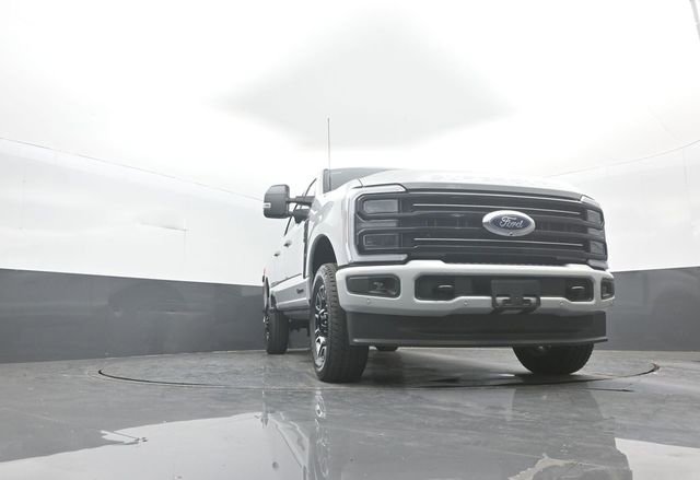New 2026 Ford F350 Platinum w/ FX4 Off-Road Package image 28