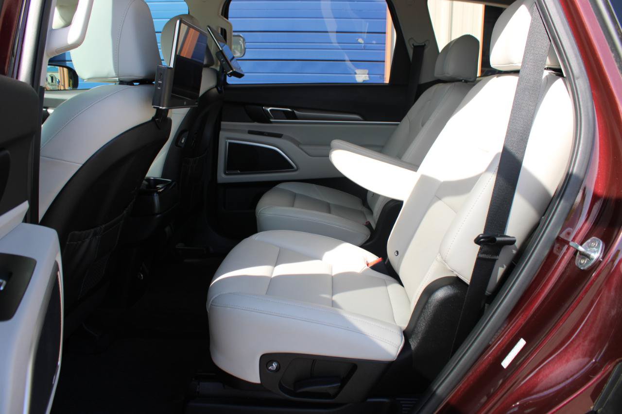 Used 2021 Kia Telluride S FWD image 38