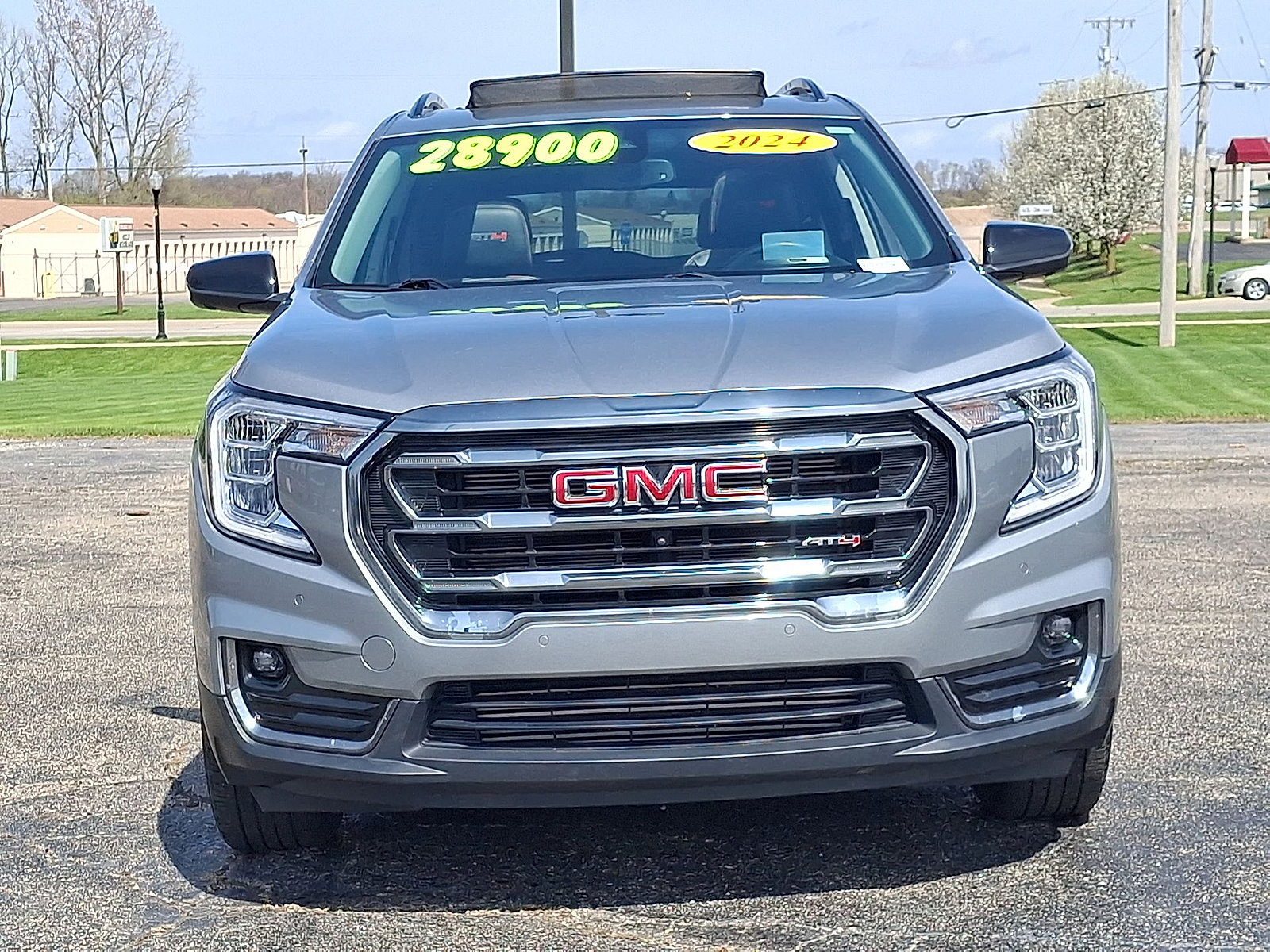 Used 2024 GMC Terrain AT4 w/ Tech Package AWD/4WD image 29