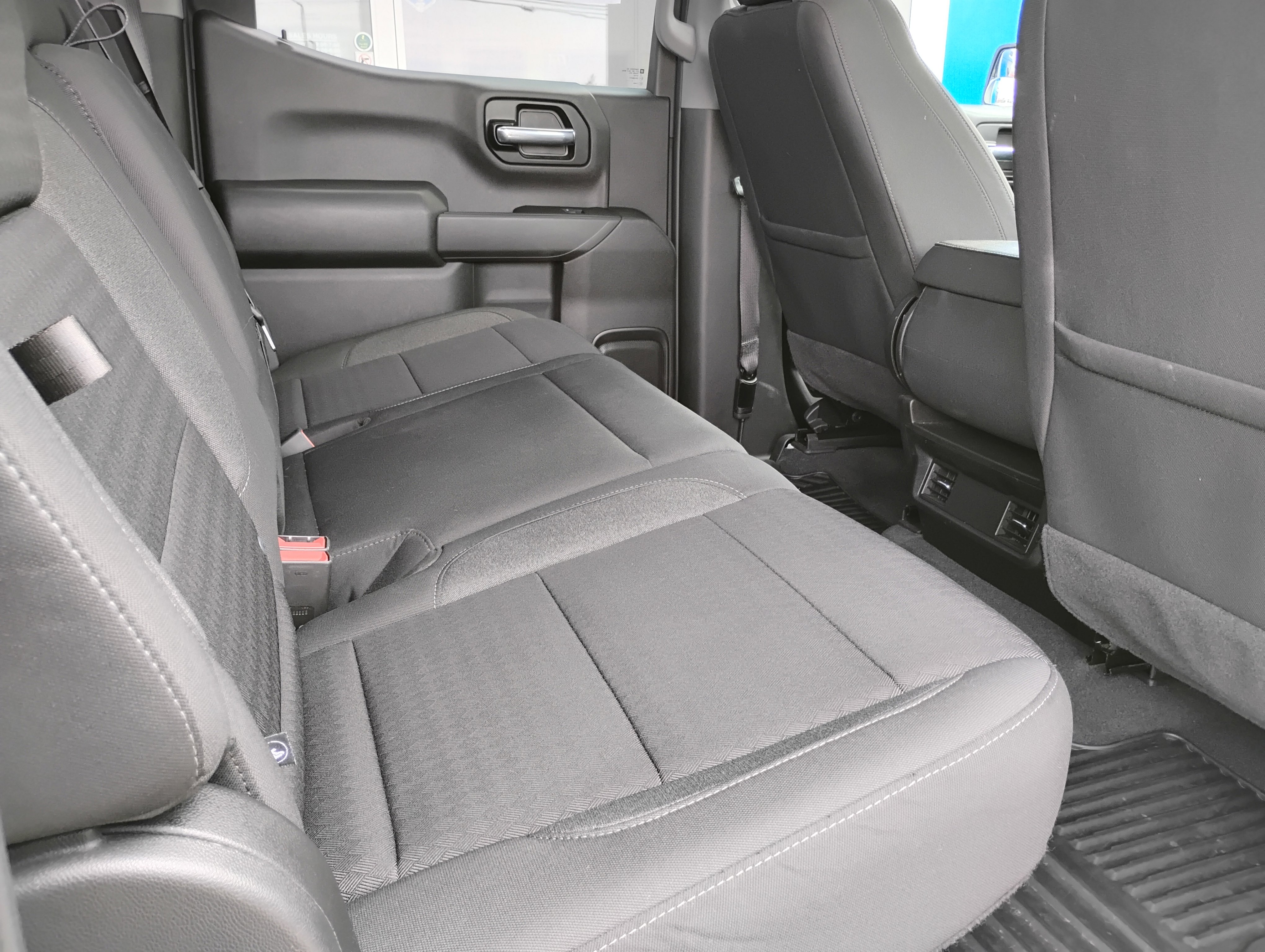 Used 2022 Chevrolet Silverado 1500 Custom AWD/4WD image 19