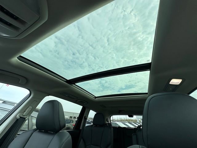 Certified 2025 Subaru Ascent Bronze Edition w/ Popular Package #2 image 29