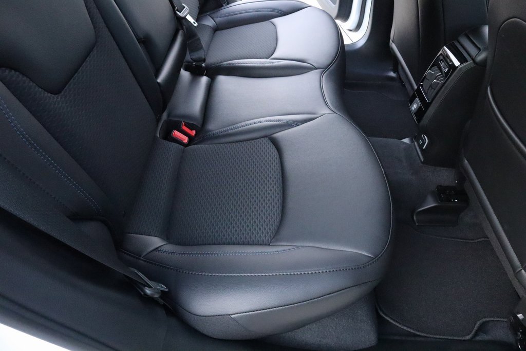 New 2026 Jeep Compass Latitude image 14