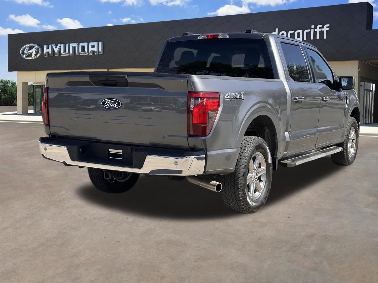 Used 2025 Ford F150 XLT w/ Equipment Group 301A Standard image 14