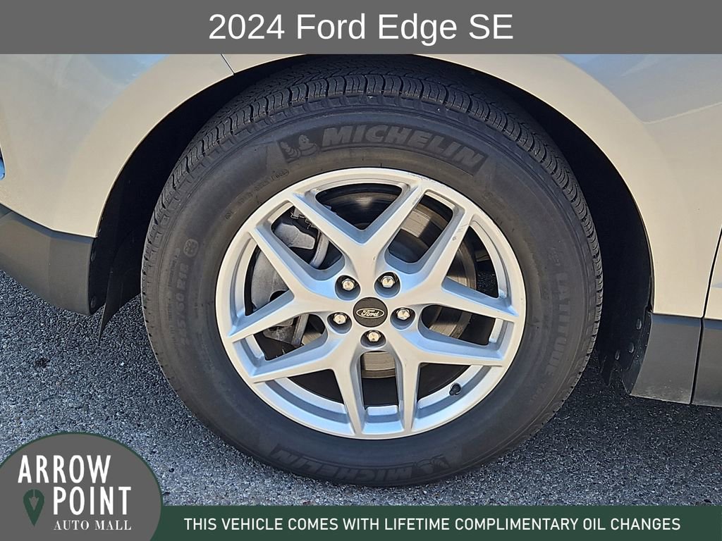 Used 2024 Ford Edge SE AWD/4WD image 16