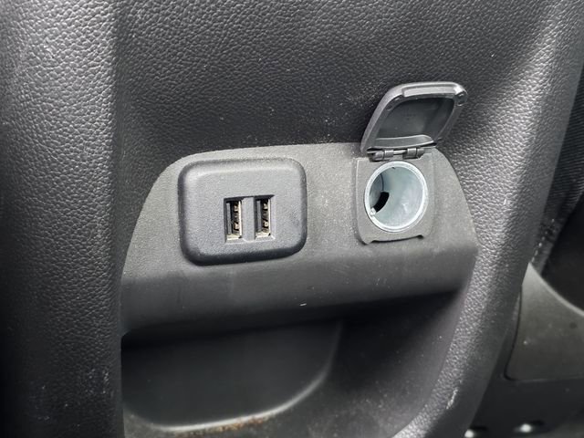 Used 2015 Chevrolet Colorado Z71 RWD image 17