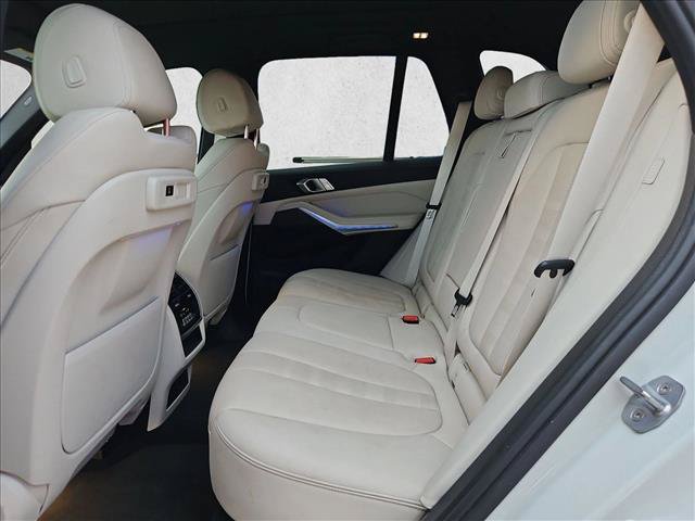 Used 2020 BMW X5 sDrive40i w/ M Sport Package RWD image 13