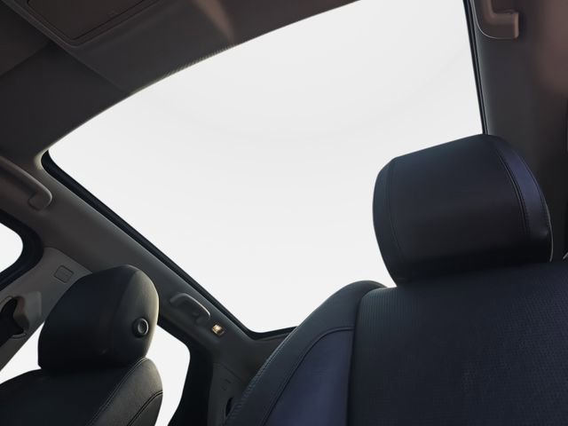 Used 2020 Land Rover Discovery Sport SE AWD/4WD image 33