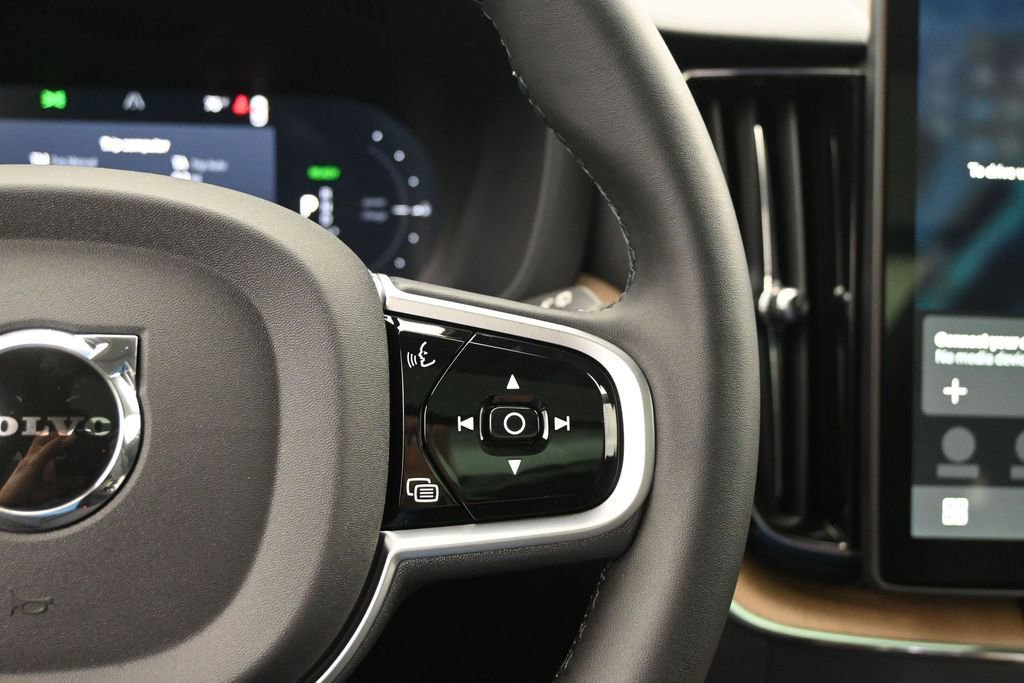 New 2026 Volvo XC60 T8 Plus w/ Climate Package AWD/4WD image 10