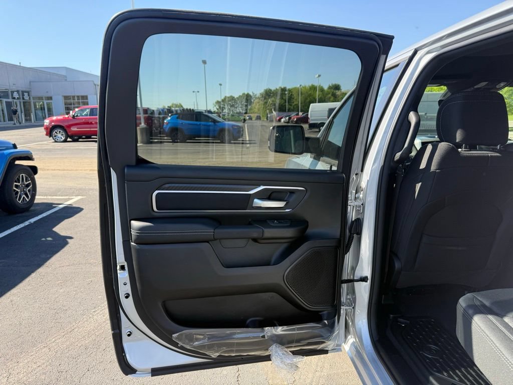 New 2026 RAM 1500 Big Horn AWD/4WD image 37