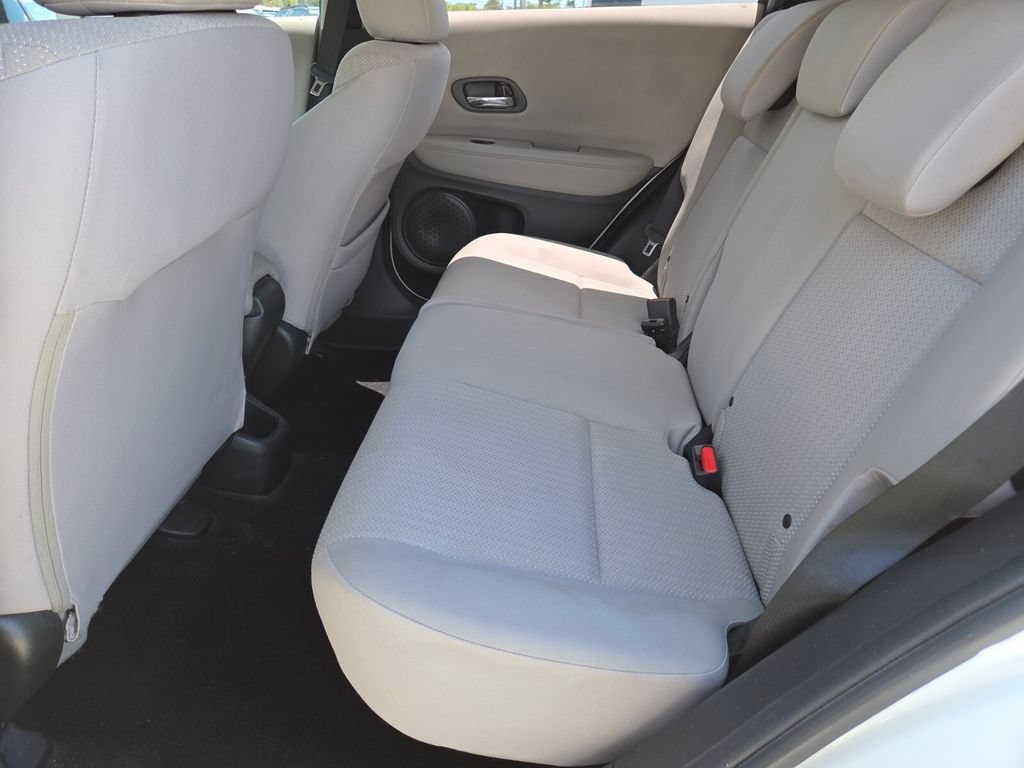 Used 2017 Honda HR-V LX image 23