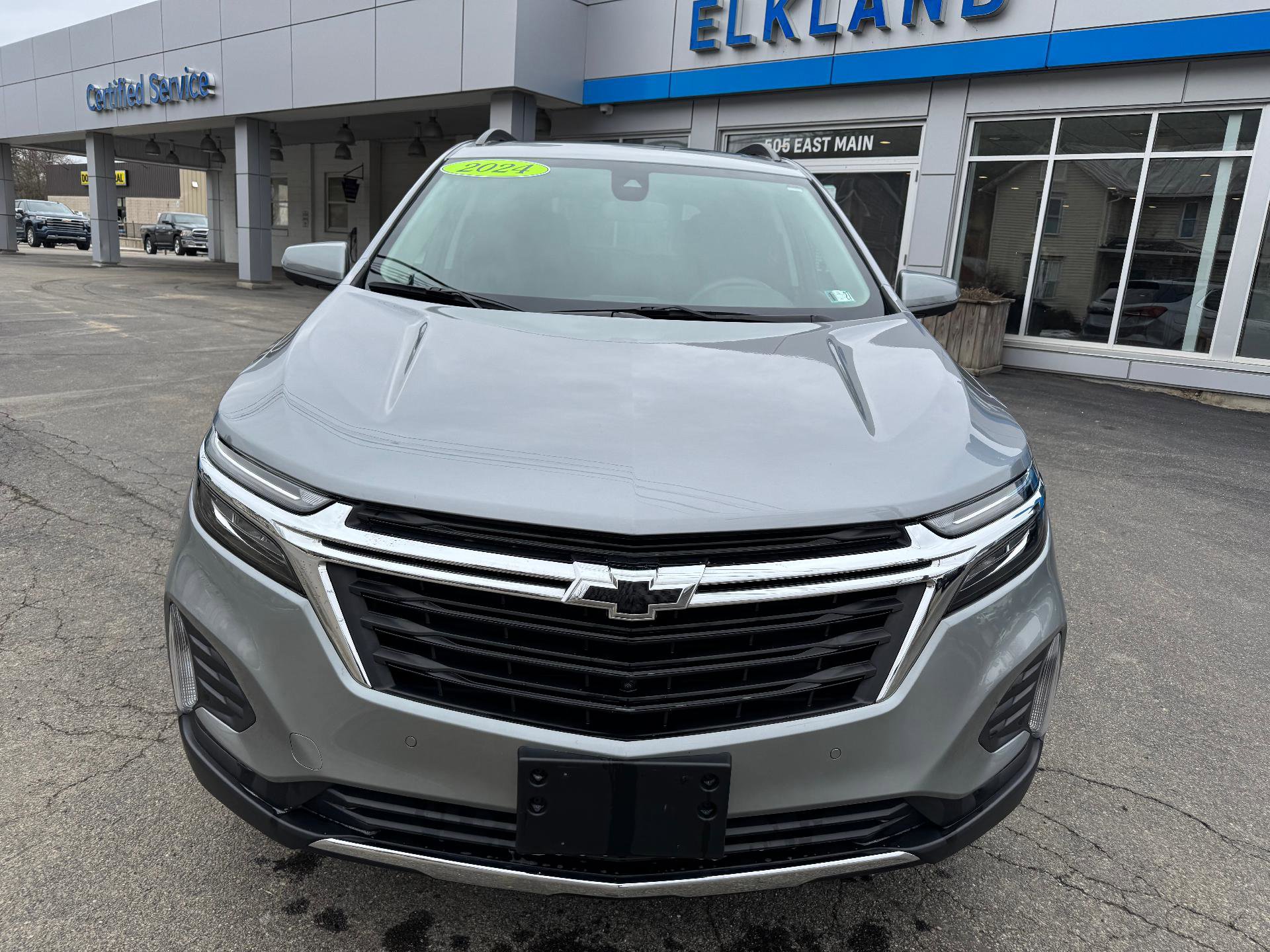 Used 2024 Chevrolet Equinox LT AWD/4WD image 5