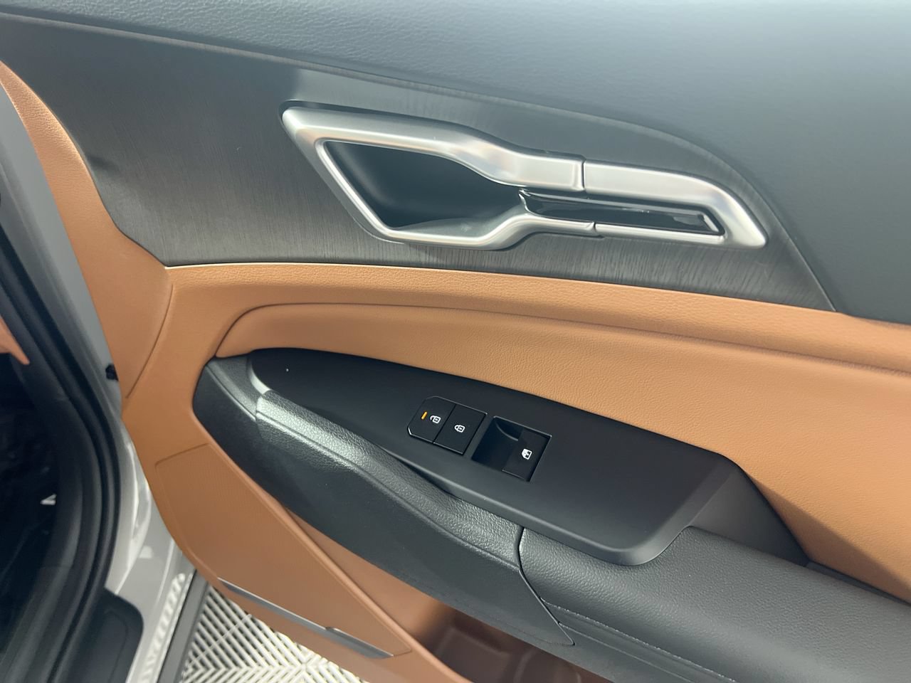 New 2026 Kia Sportage X-Line w/ X-Line Technology Package AWD/4WD image 33
