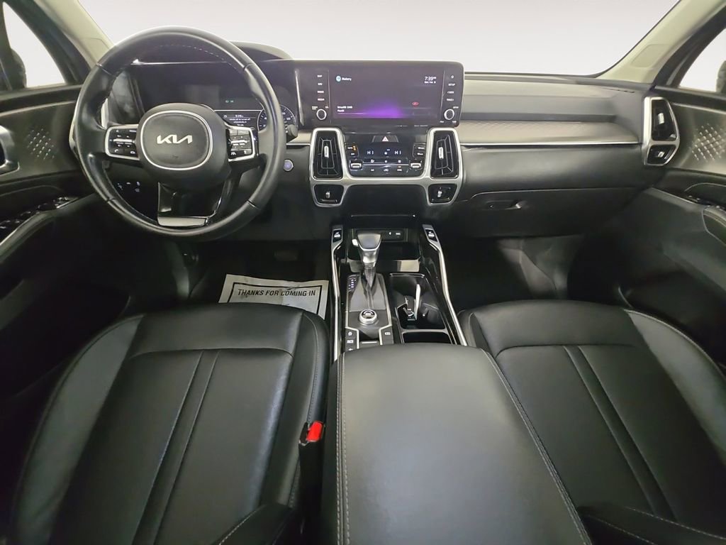 Used 2022 Kia Sorento SX image 10