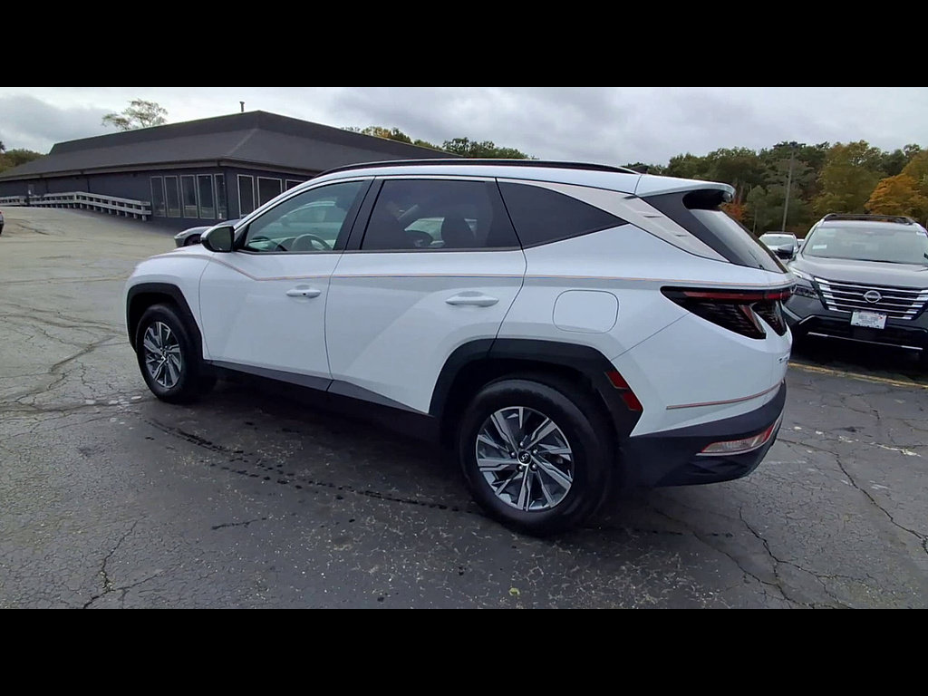 Used 2022 Hyundai Tucson Blue AWD/4WD image 6