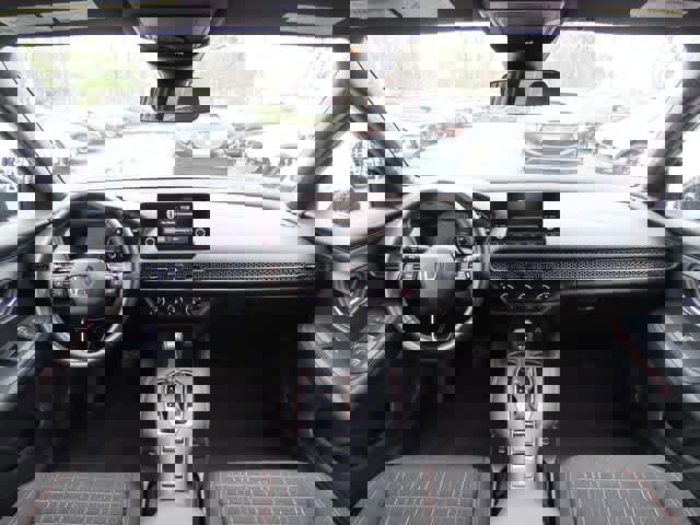 Used 2025 Honda HR-V Sport image 18