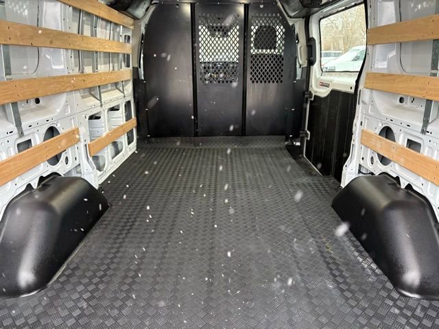 Used 2024 Ford Transit 250 Low Roof w/ Exterior Upgrade Package image 8