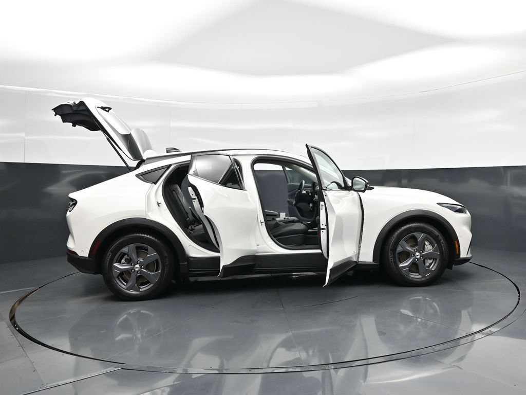Used 2023 Ford Mustang Mach-E Select RWD image 4