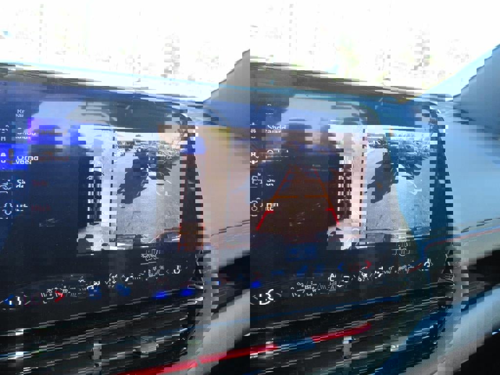 New 2025 Chevrolet Silverado EV RST image 33