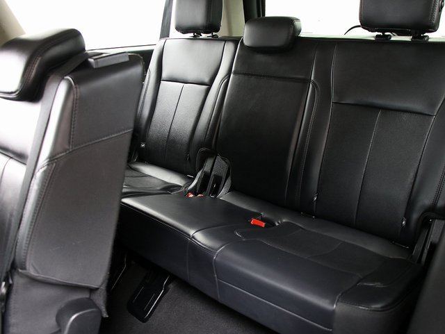 Used 2024 Ford Expedition Max XLT image 12