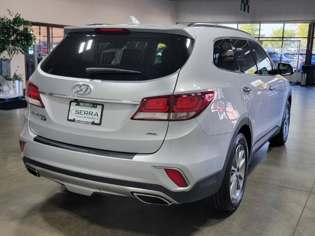 Used 2019 Hyundai Santa Fe XL SE AWD/4WD image 5