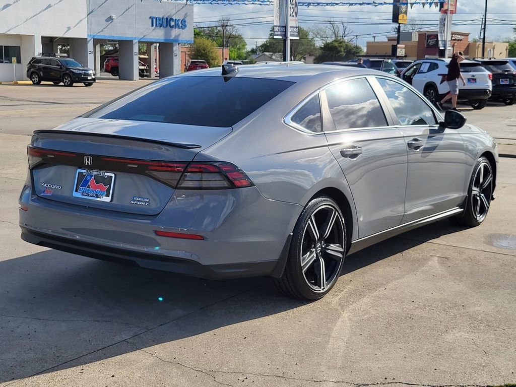 Used 2024 Honda Accord Sport image 7