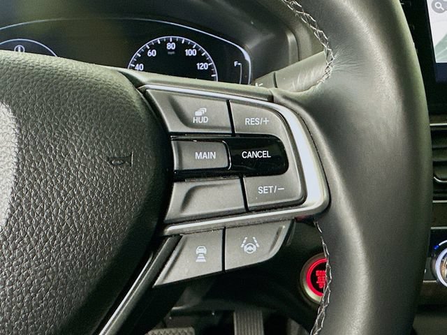 Certified 2018 Honda Accord Touring image 12