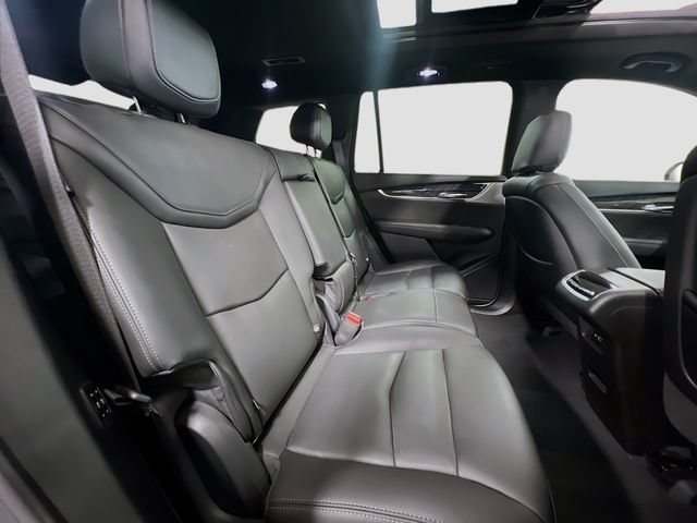 Used 2022 Cadillac XT6 Premium Luxury FWD image 30