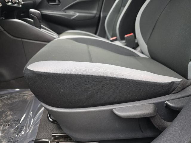 Used 2025 Nissan Versa S w/ Trunk Package FWD image 28