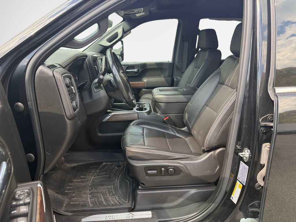 Used 2022 Chevrolet Silverado 2500 High Country w/ Z71 Off-Road Package AWD/4WD image 12