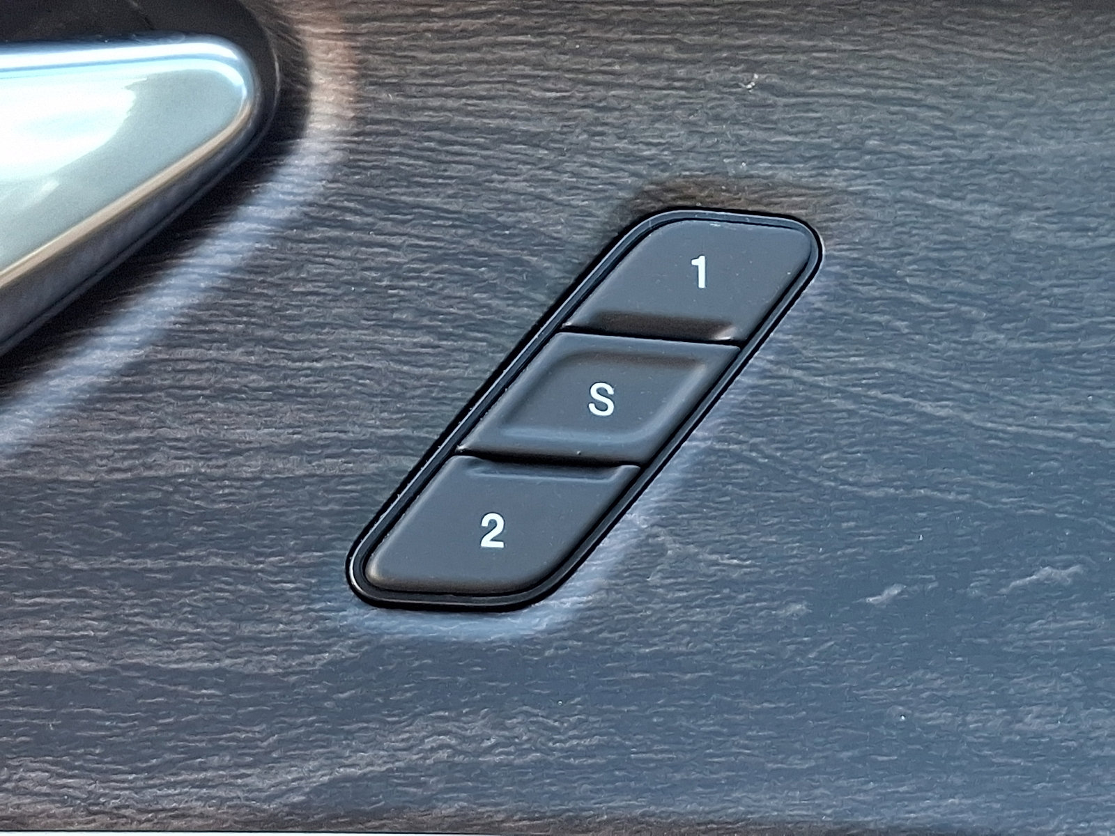 New 2026 Jeep Grand Cherokee Limited image 17