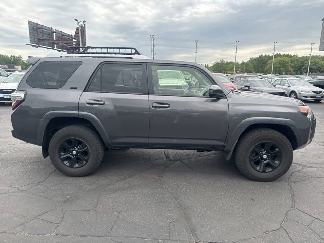 Used 2018 Toyota 4Runner SR5 AWD/4WD image 14