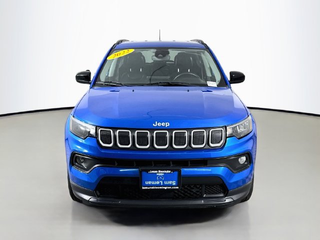 Used 2022 Jeep Compass Latitude AWD/4WD image 2