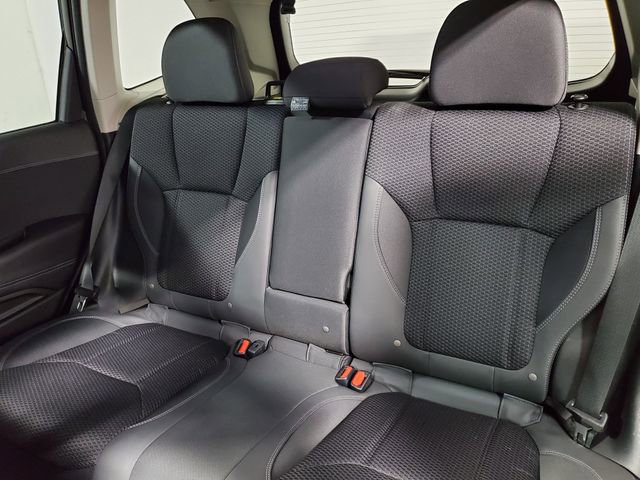 Used 2022 Subaru Forester Premium image 11