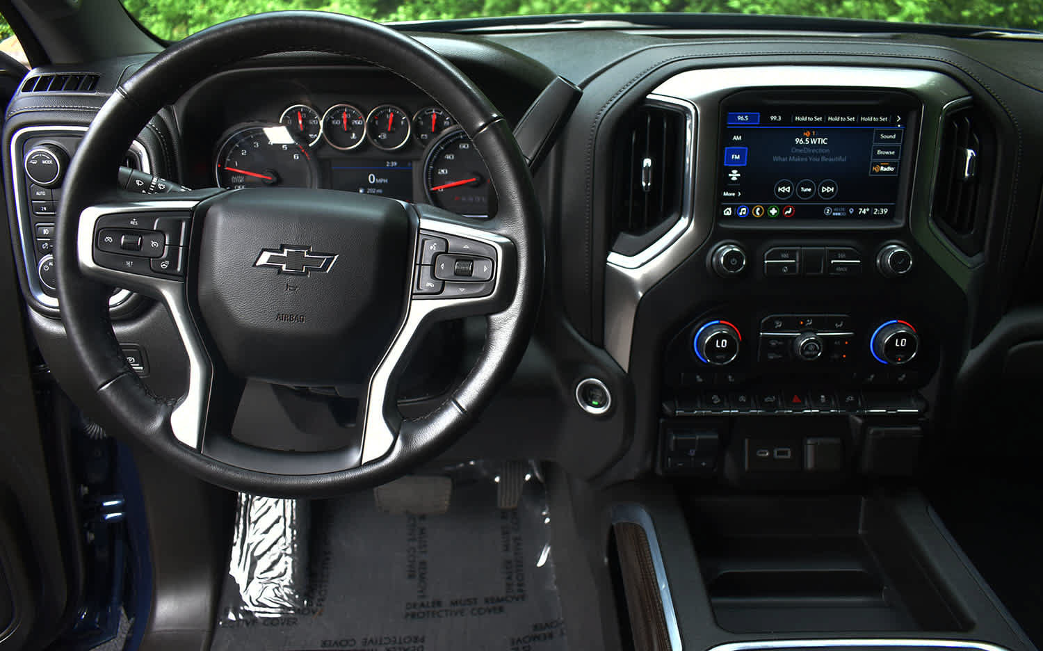 Used 2021 Chevrolet Silverado 1500 RST w/ All Star Edition Plus AWD/4WD image 13