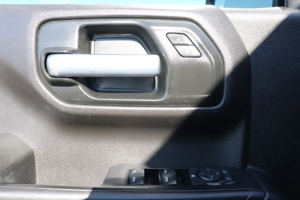 Used 2021 Chevrolet Silverado 1500 Custom image 34