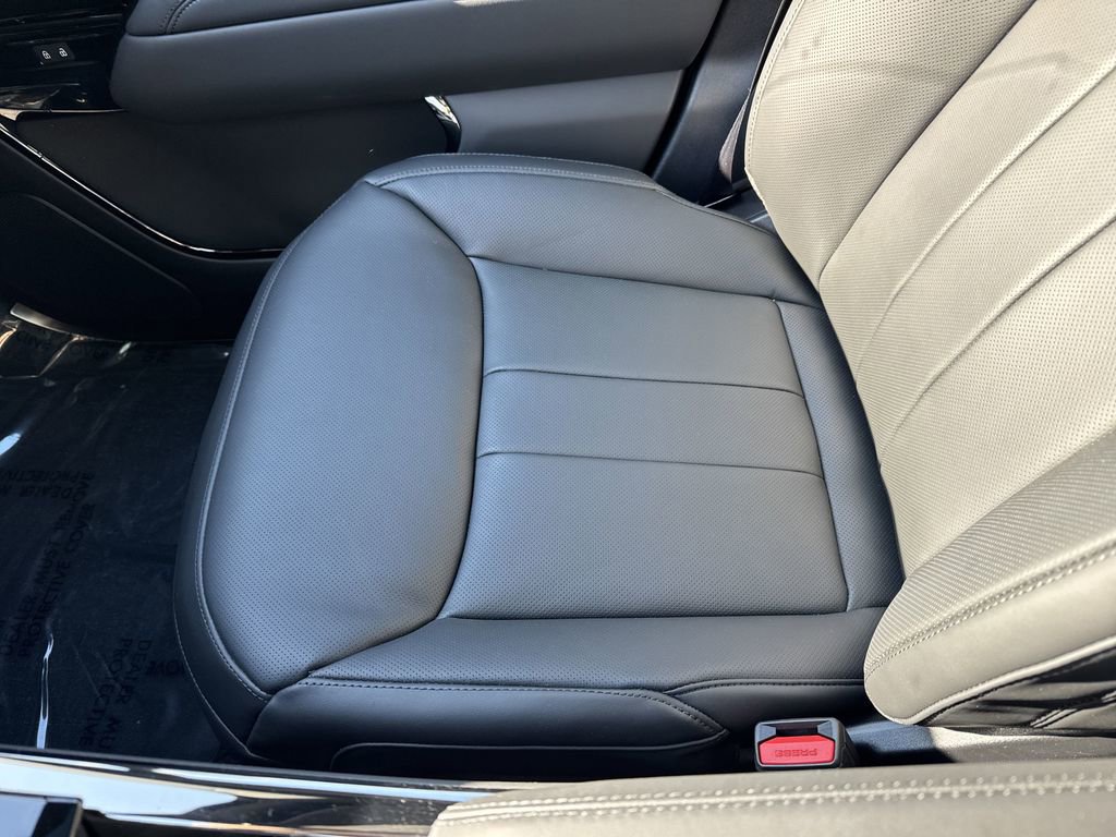 New 2025 Land Rover Range Rover Sport Dynamic SE image 26